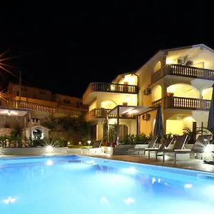 Bago Apartmán Trogir